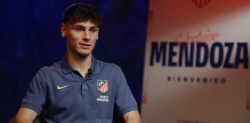 乐鱼app-门多萨：我的比赛风格就是拿球、控球，帮助球队掌控比赛节奏